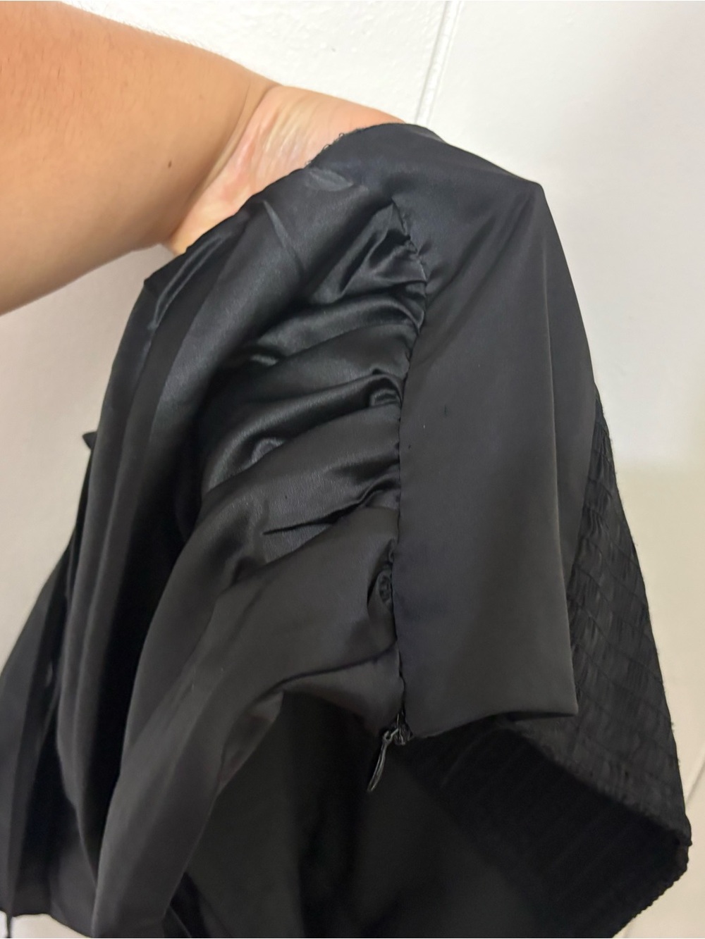 ASTR The Label Black Satin Cami Top Size Small Ruched Party Going Out - Picture 3 of 5